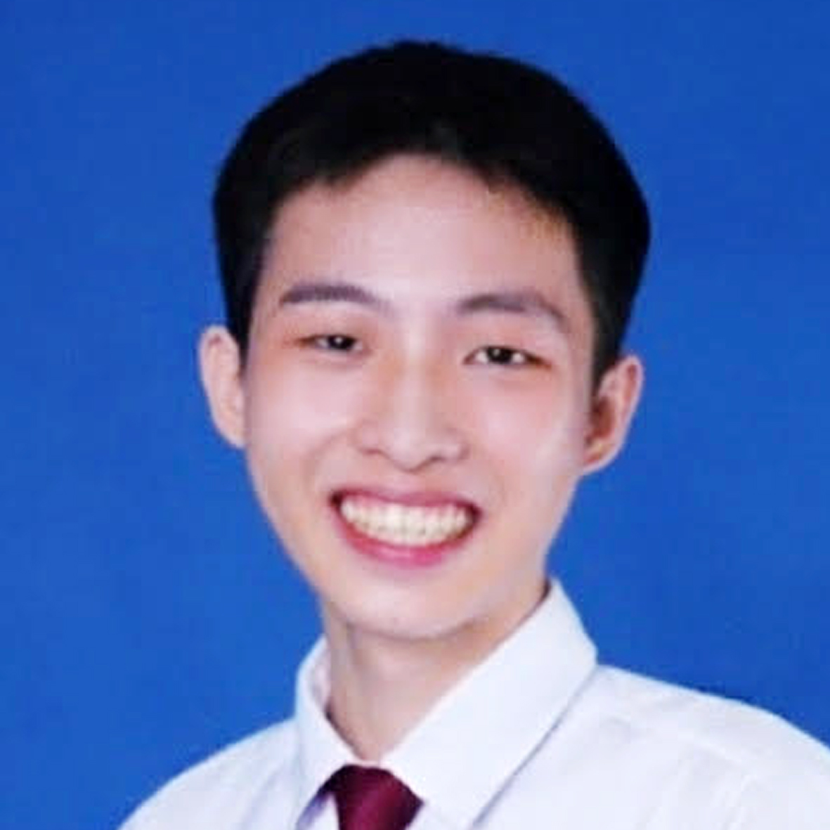 Alex2.jpg